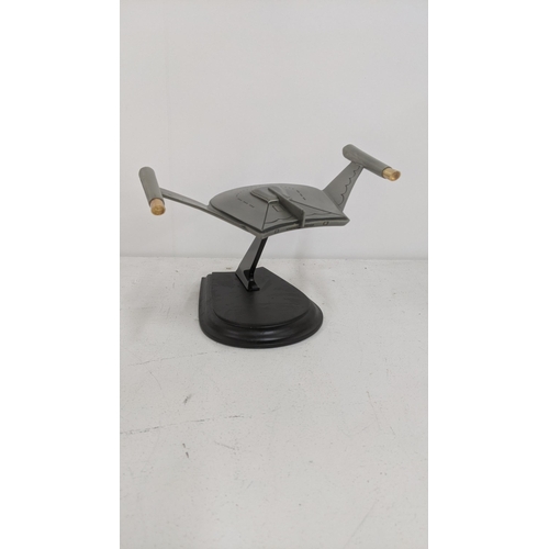 443 - Franklin Mint Star Trek Romulan bird of prey with box
Location:A4F
If there is no condition report s... 