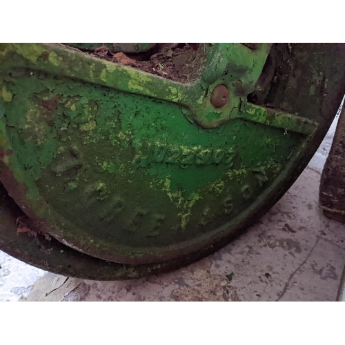 488 - T Green & Sons vintage garden roller with wooden handle Location:G
If there is no condition report s... 