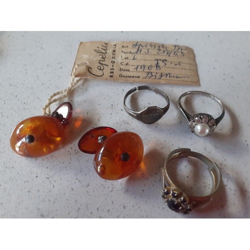 119 - A quantity of vintage costume jewellery and 2 gents watches to include a silver tone brooch with lot... 