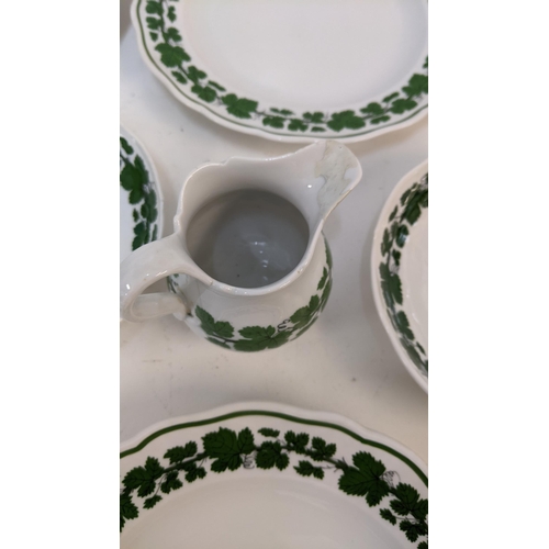 455 - A Meissen Ivy Leaf pattern part dinner service A/F
Location: coll2
If there is no condition report s... 