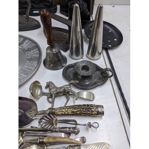 408 - Metalware to include silver plate EPNS pewter and various other fireside items
Location:A4F
If there... 