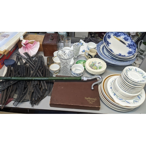 418 - A mixed lot to include a French style ceiling light, cutlery, Royal Doulton figure and others
Locati... 