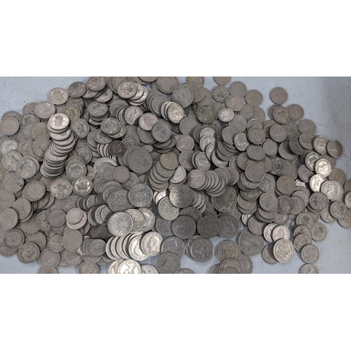 426 - A large collection of mainly 1947 Shillings and others
Location:CAB
If there is no condition report ... 