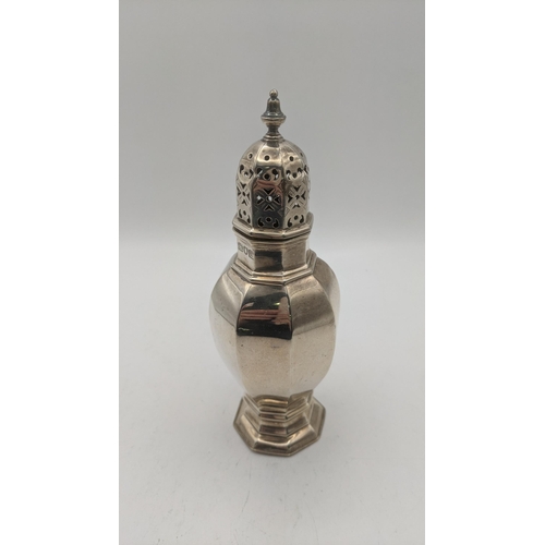 167 - A Mappin & Webb sugar caster hallmarked London 1905, 124.4g
Location:7.1
If there is no condition re... 