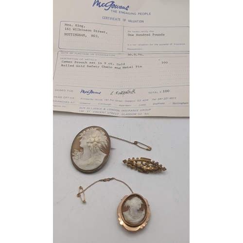 76 - Jewellery to include a Victorian 9ct gold brooch 2.2g, along with a cameo brooch set in 9ct gold wit... 