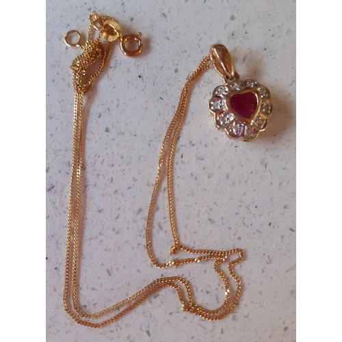 31 - A quantity of vintage and modern costume jewellery to include a fine 9ct gold chain with 9ct gold he... 