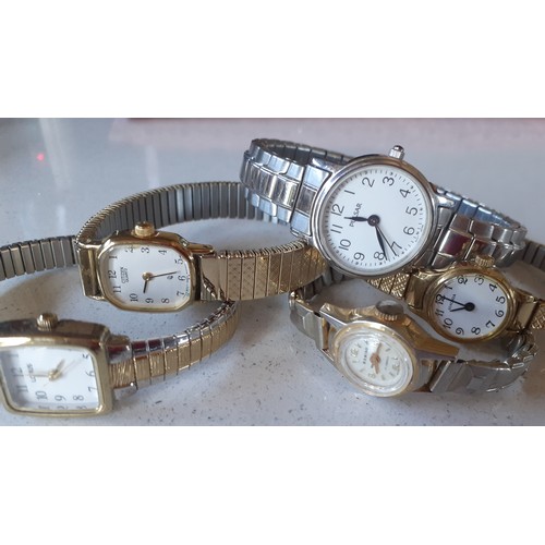 33 - A quantity of ladies watches to include Citizen, Sekonda and Accurist and dressing table items to in... 