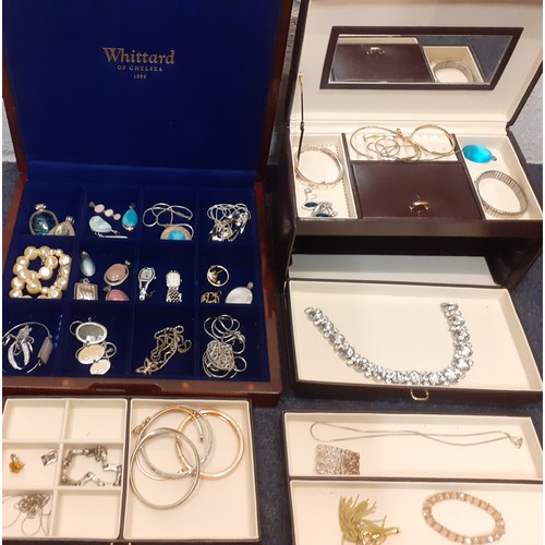 56 - A quantity of costume jewellery to include a silver tone Equilibrum necklace with blue stone and whi... 