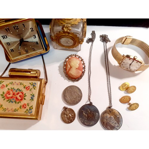 63 - Mixed collectables to include a pair of gold tone cufflinks with crown decoration, a vintage Gents S... 