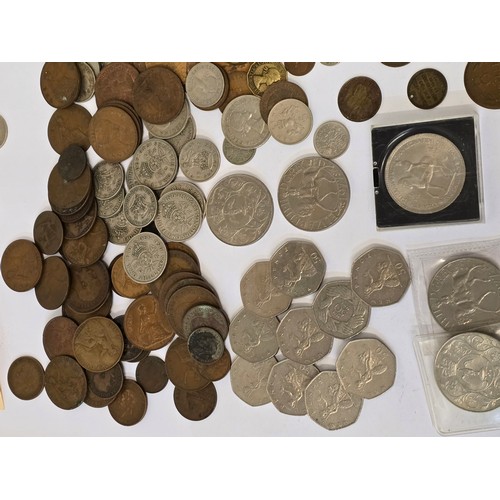 135 - World Coins - A collection of 17th Century and later coins from around the world to include England/... 