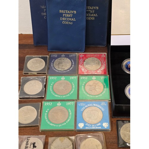 136 - THIS LOT HAS BEEN WITHDRAWN

A collection of Victorian and later British coins to include a small se... 