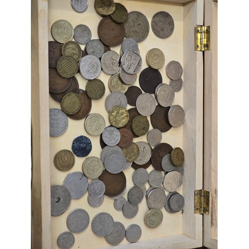 136 - THIS LOT HAS BEEN WITHDRAWN

A collection of Victorian and later British coins to include a small se... 