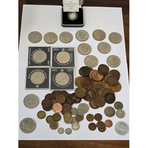 138 - A collection of mixed British coins to include a 1990 Silver Proof Piedfort 5p, George V and later p... 