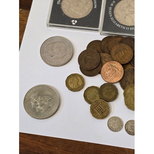 138 - A collection of mixed British coins to include a 1990 Silver Proof Piedfort 5p, George V and later p... 