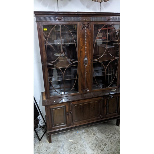 550 - A mixed lot of furniture to include a 1920s serpentine fronted sideboard, single drawer over two cup... 