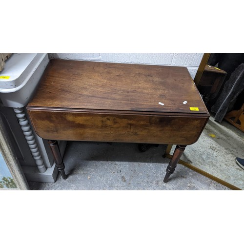 550 - A mixed lot of furniture to include a 1920s serpentine fronted sideboard, single drawer over two cup... 