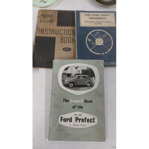 588 - A mixed lot to include Ford related handbooks and house hold books, magazines The Architectural Asso... 