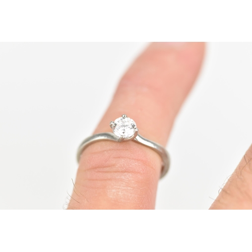 113 - A platinum diamond engagement ring, the brilliant cut diamond approx 0.4ct, clarity approx VS, colou... 