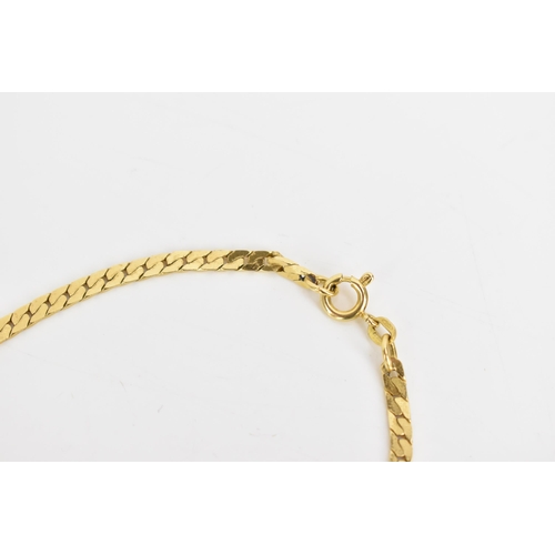 186 - An 18ct yellow gold serpentine link chain necklace, having a bolt ring clasp, stamped 750, 43cm, 15.... 