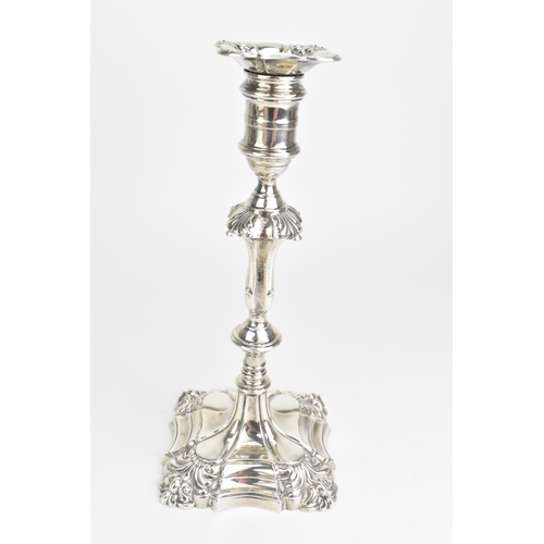 2 - A pair of George V silver candlesticks, by Goldsmiths & Silversmiths Co Ltd, hallmarked London 1913,... 