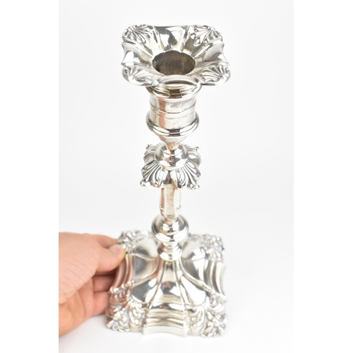 2 - A pair of George V silver candlesticks, by Goldsmiths & Silversmiths Co Ltd, hallmarked London 1913,... 