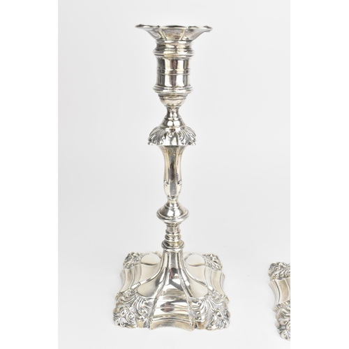 2 - A pair of George V silver candlesticks, by Goldsmiths & Silversmiths Co Ltd, hallmarked London 1913,... 