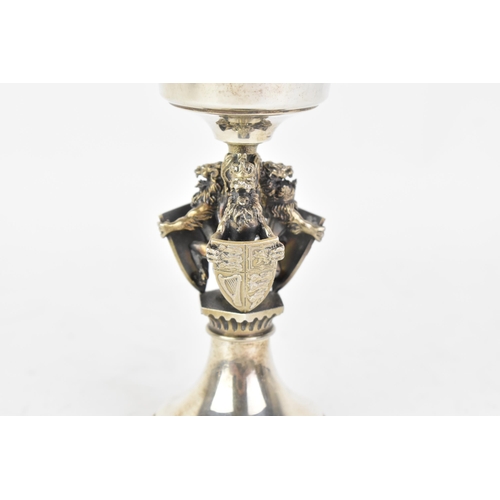 222 - An Elizabeth II silver Aurum goblet, by Hector Miller, hallmarked London 1984, with gilt interior an... 