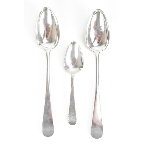 253 - A pair of George III Scottish silver table spoons, by Francis Howden, hallmarked Edinburgh 1805, tog... 