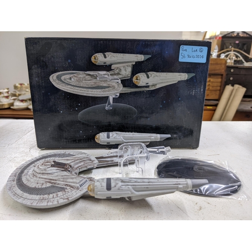 51 - Five Star Trek boxed model spacecrafts to include Sona Battleship USS Vengeance, USS Enterprise (200... 