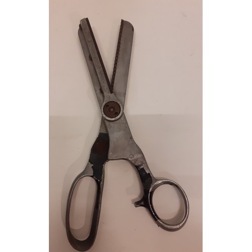 93 - A group of vintage tailor's shears and later mixed scissors to include American pinking shears. Loca... 