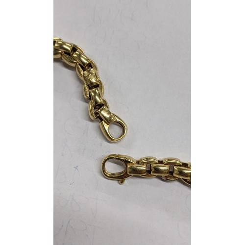 178 - An 18ct yellow gold Fope cable chain necklace, having a lobster claw clasp, stamped FOPE 750, 51.5cm... 