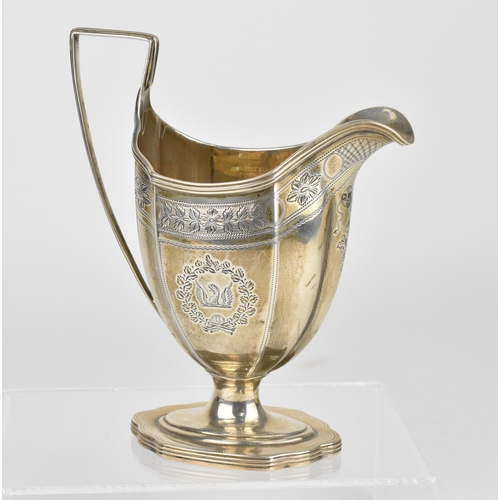 52 - A George III silver cream jug on stand, London between 1797 and 1810, date letter partially rubbed, ... 