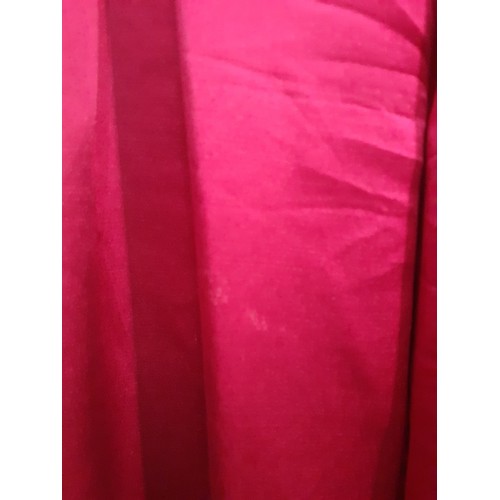 4 - Missoni for Harrods- A ladies 2-piece silk mix outfit in fuchsia comprising a pair of wide leg trous... 