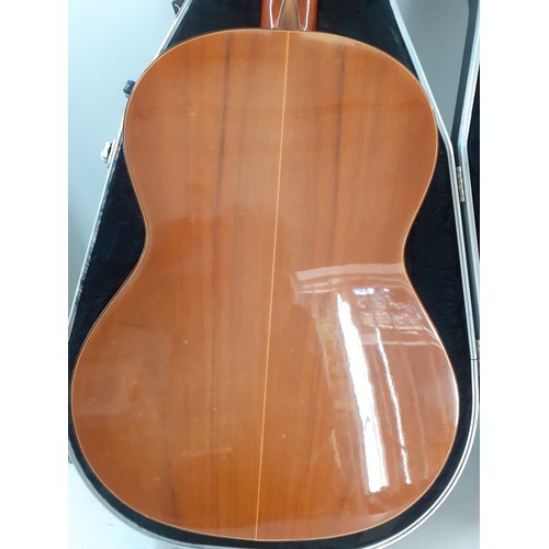 177 - A Spanish Alhambra 4C classical guitar in fitted case. Location:RWF
If there is no condition report,... 