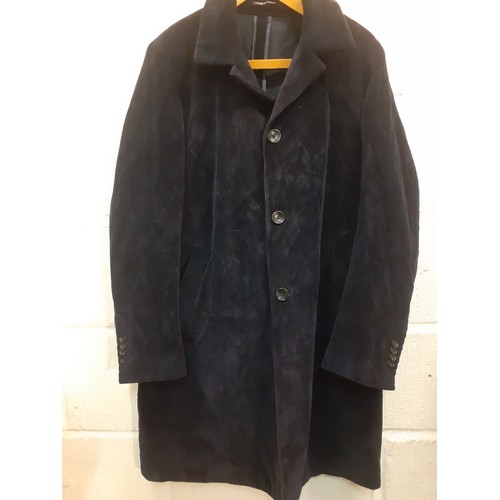 108 - Three late 20th Century gents jackets to include a Gap black leather jacket,  Gap size SP (approx 38... 