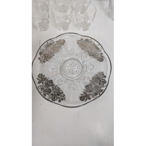 196 - Glassware to include a mid 20th century silver inlaid and glass serving tray together with six glass... 