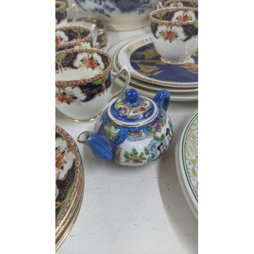 217 - Mixed ceramics to include part tea/dinner service, wash bowl, Villeroy and Boch Foxwood Tales cup an... 