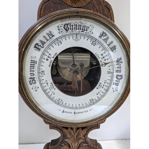 464 - Tw early 20th century barometers in decorative oak frames Location: LWF
If there is no condition rep... 