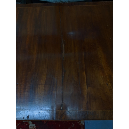 430 - Late Victorian/Edwardian inlaid mahogany two drawer sofa table, rosewood crossbanding to top, inlaid... 