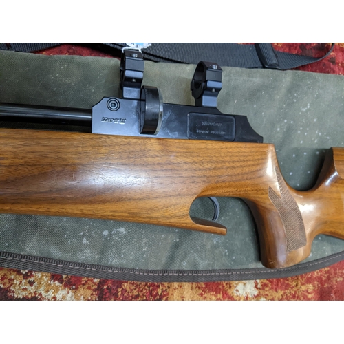 436 - A Theoben Rapid 12 System Mark II air rifle, bolt action .22, serial number 011094, with cylinder, i... 