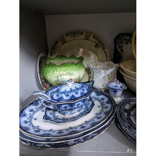 80 - A quantity of Victorian ceramic table ware and wash bowls to include Ford & Sons blue and white Dudl... 