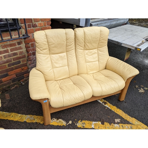 525 - A Stressless cream/yellow leather upholstered two-person sofa Location: A2B
If there is no condition... 