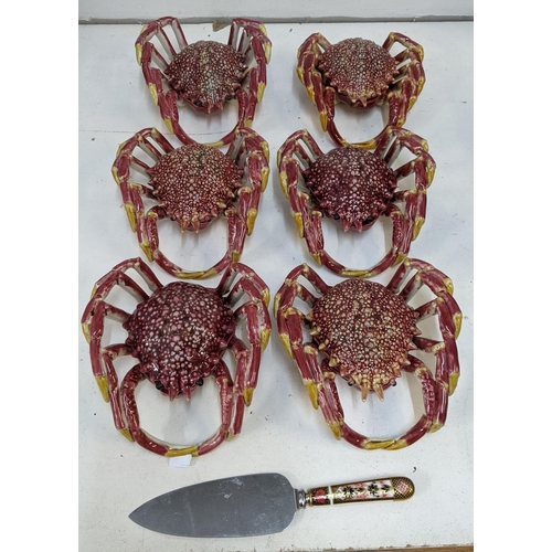 496 - A set of six Continental dishes in the form of crabs, and a Royal Crown Derby cake knife Location: R... 