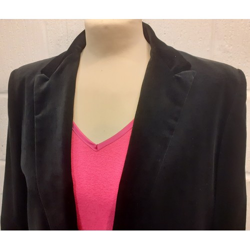 17 - Paul Smith- A ladies black velvet jacket European size 46 together with an M&S Per Una fuchsia pink ... 