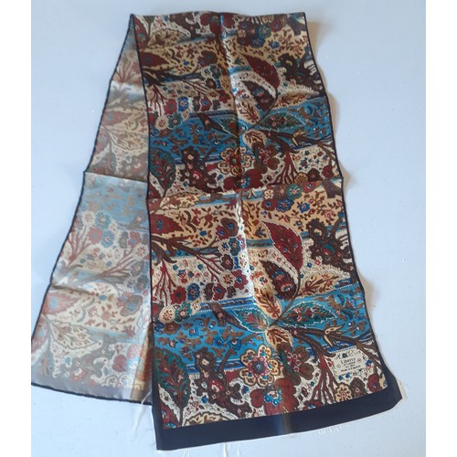 152 - Liberty- A group of 7 vintage silk scarves A/F circa 1970's-80's. Location: BWR
Condition: Some have... 