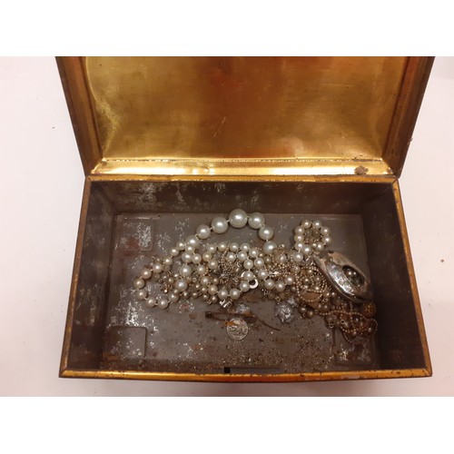 159 - Vintage jewellery, small collectables, boxes and tins A/F to include early 20th Century necklaces A/... 