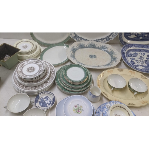 267 - 19th century and later ceramics to include a part dinner service, blue and white platters, together ... 