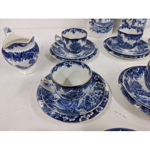 347 - A small lot of blue and white china comprising of two jugs, six plates, six saucers, six cups, five ... 