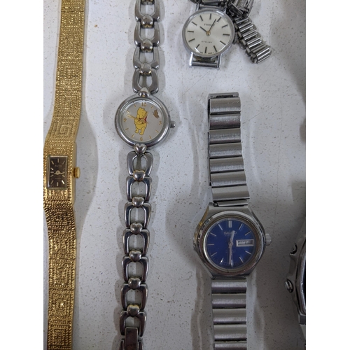 350 - Twelve wristwatches, some gents, some ladies, to include a Citizen, Seiko, Tissot, Avia and others
L... 