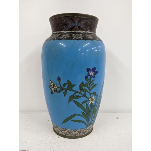 352 - Four cloisonne items to include, a blue vase decorated with exotic flowers on a blue background, two... 